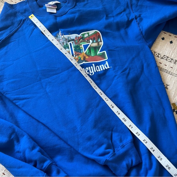 Vintage Disneyland Sweatshirt Adult XL Blue 2002 Mickey, Pluto, Donald, Goofy - Picture 8 of 11